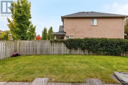 2457 Clayborne Place, Oakville, ON - Outdoor