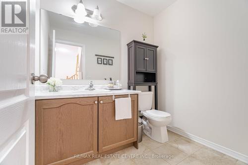 10 Frank Lane, Caledon, ON - Indoor Photo Showing Bathroom