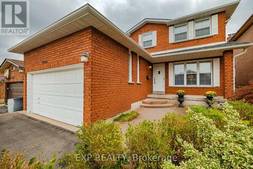 1964 Aldermead Road, Mississauga, ON - Outdoor