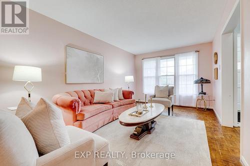 1964 Aldermead Road, Mississauga, ON - Indoor Photo Showing Living Room