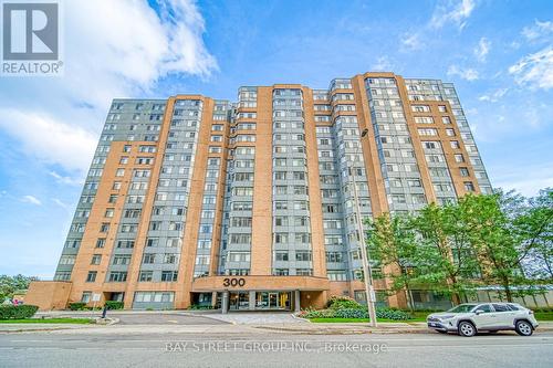 902 - 300 Webb Drive, Mississauga, ON - Outdoor With Facade