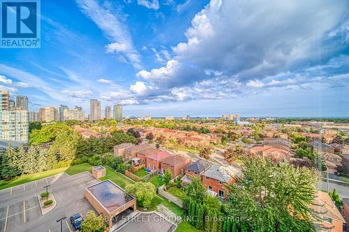 902 - 300 Webb Drive, Mississauga, ON - Outdoor With View