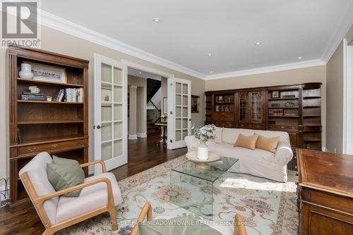 2057 Snow Crescent, Mississauga, ON - Indoor Photo Showing Living Room