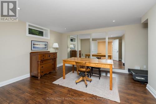 2057 Snow Crescent, Mississauga, ON - Indoor Photo Showing Dining Room