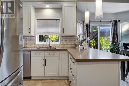 104 Drinkwater Drive, Cambridge, ON - Indoor Photo Showing Kitchen With Double Sink With Upgraded Kitchen