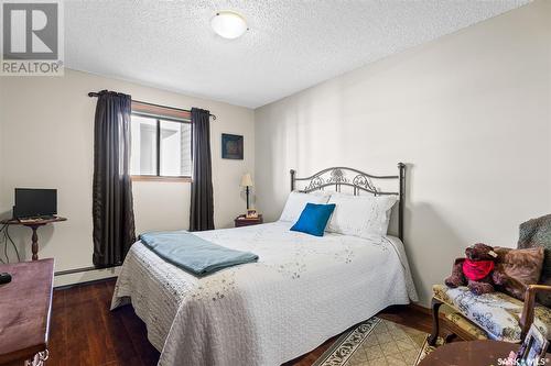 206 55 Wood Lily Drive, Moose Jaw, SK - Indoor Photo Showing Bedroom