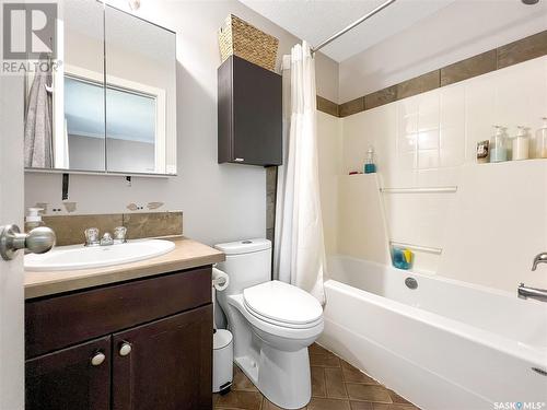 30 207 Mccallum Way, Saskatoon, SK - Indoor Photo Showing Bathroom