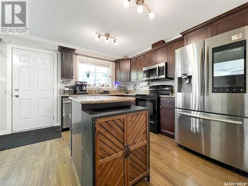 30 207 Mccallum Way, Saskatoon, SK - Indoor Photo Showing Kitchen