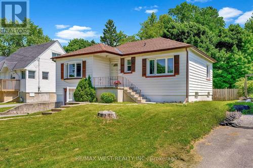 23 Hillendale Avenue, Kingston, ON - Outdoor