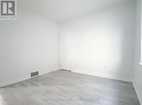 23 Hillendale Avenue, Kingston, ON - Indoor Photo Showing Other Room