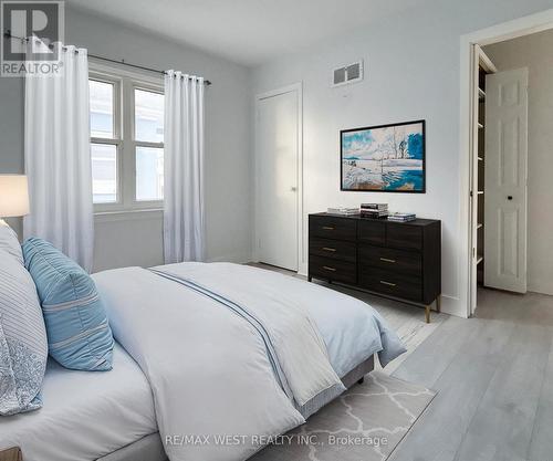 23 Hillendale Avenue, Kingston, ON - Indoor Photo Showing Bedroom