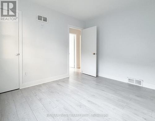 23 Hillendale Avenue, Kingston, ON - Indoor Photo Showing Other Room