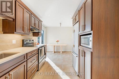 88 Rand Street, Hamilton, ON - Indoor Photo Showing Kitchen With Upgraded Kitchen