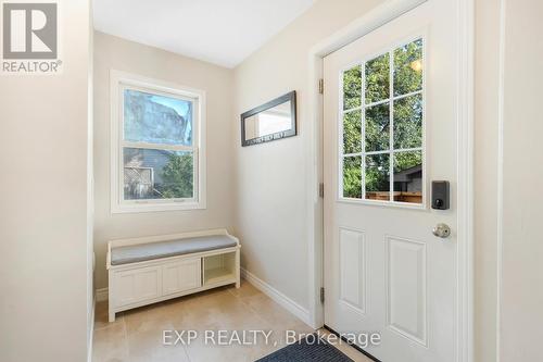 88 Rand Street, Hamilton, ON - Indoor Photo Showing Other Room