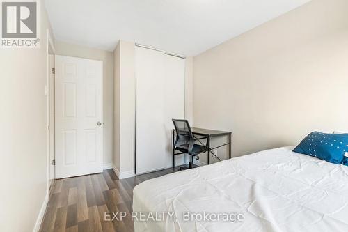 88 Rand Street, Hamilton, ON - Indoor Photo Showing Bedroom