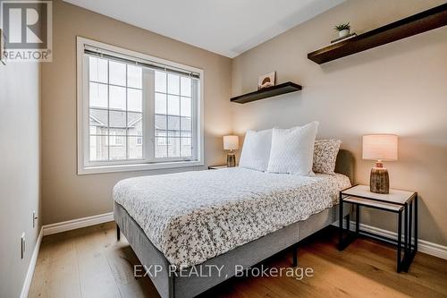 36 - 470 Beach Boulevard, Hamilton, ON - Indoor Photo Showing Bedroom