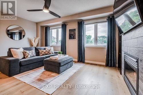 36 - 470 Beach Boulevard, Hamilton, ON - Indoor Photo Showing Living Room With Fireplace