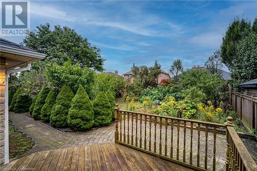 23 Elodia Court, Hamilton, ON - Outdoor