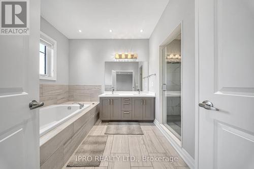 125 Waterview Common Court, Oakville, ON - Indoor Photo Showing Bathroom