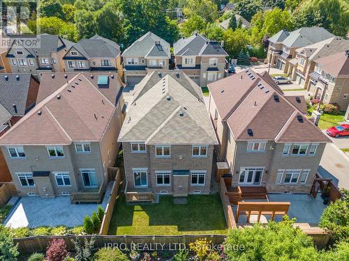 125 Waterview Common Court, Oakville, ON - Outdoor