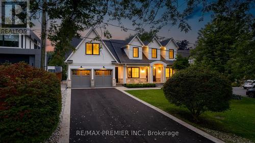 24 Belvedere Drive, Oakville, ON - Outdoor With Facade