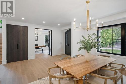 24 Belvedere Drive, Oakville, ON - Indoor Photo Showing Dining Room