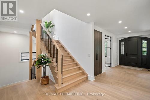 24 Belvedere Drive, Oakville, ON - Indoor Photo Showing Other Room