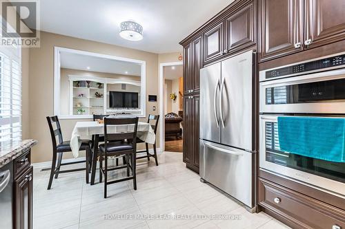 34 Jolana Crescent, Halton Hills, ON - Indoor Photo Showing Kitchen