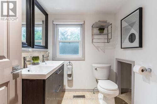 19 Union Street, Halton Hills, ON - Indoor Photo Showing Bathroom