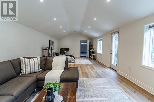 19 Union Street, Halton Hills, ON - Indoor Photo Showing Living Room