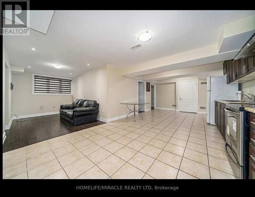 92 Olivia Marie Road W, Brampton, ON - Indoor Photo Showing Other Room