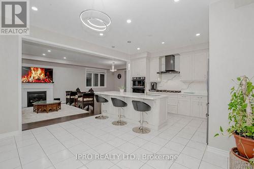 839 Whitlock Avenue, Milton, ON - Indoor Photo Showing Kitchen