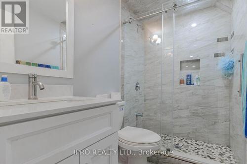 839 Whitlock Avenue, Milton, ON - Indoor Photo Showing Bathroom