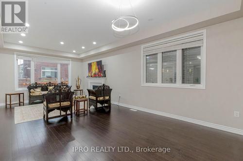 839 Whitlock Avenue, Milton, ON - Indoor