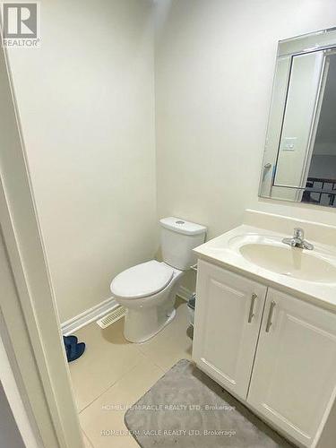 5 Kimbercroft Court, Toronto, ON - Indoor Photo Showing Bathroom