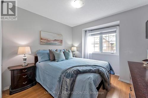 12 - 1735 Walnut Lane, Pickering, ON - Indoor Photo Showing Bedroom