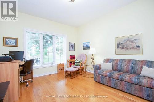 30 Kissingbridge Lane, Clarington, ON - Indoor