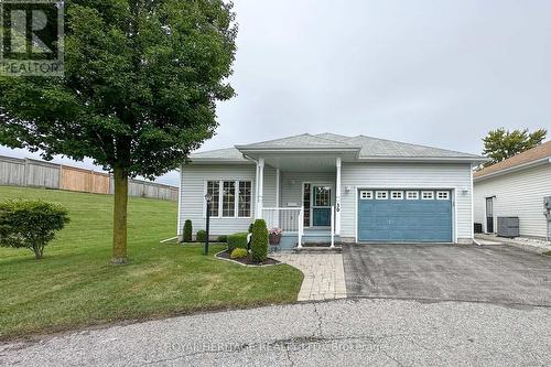 30 Kissingbridge Lane, Clarington, ON - Outdoor