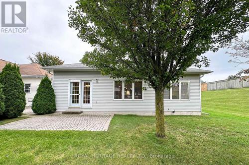 30 Kissingbridge Lane, Clarington, ON - Outdoor