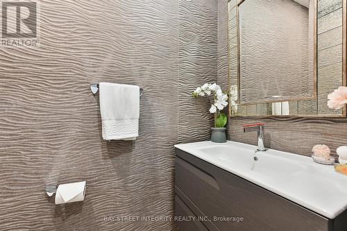 9 Ritter Crescent, Markham, ON - Indoor Photo Showing Bathroom