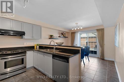 2564 Bur Oak Avenue, Markham, ON - Indoor Photo Showing Kitchen With Double Sink