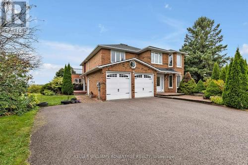 33 Hi View Drive, East Gwillimbury, ON - Outdoor With Facade