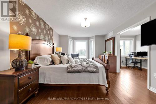 33 Hi View Drive, East Gwillimbury, ON - Indoor Photo Showing Bedroom