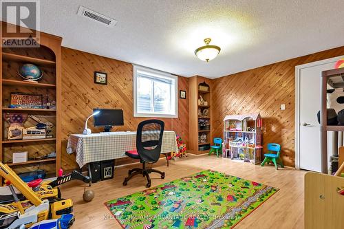 33 Hi View Drive, East Gwillimbury, ON - Indoor Photo Showing Office