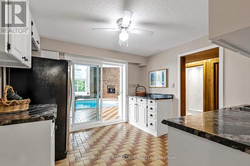 33 Hi View Drive, East Gwillimbury, ON - Indoor Photo Showing Other Room