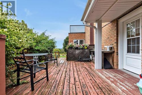 33 Hi View Drive, East Gwillimbury, ON - Outdoor With Deck Patio Veranda With Exterior