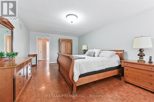 252 Triton Avenue, Vaughan, ON - Indoor Photo Showing Bedroom