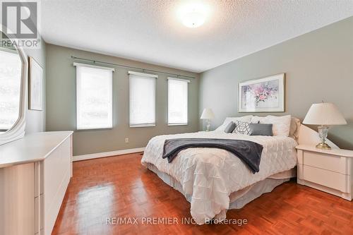 252 Triton Avenue, Vaughan, ON - Indoor Photo Showing Bedroom