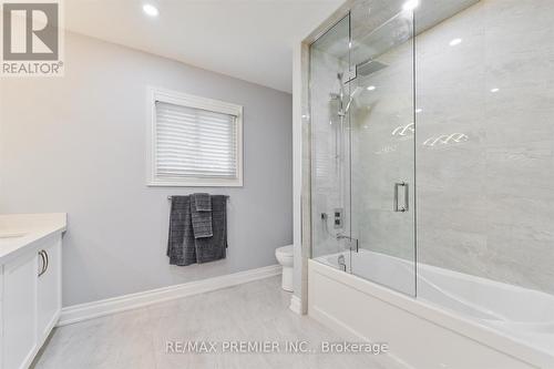 252 Triton Avenue, Vaughan, ON - Indoor Photo Showing Bathroom