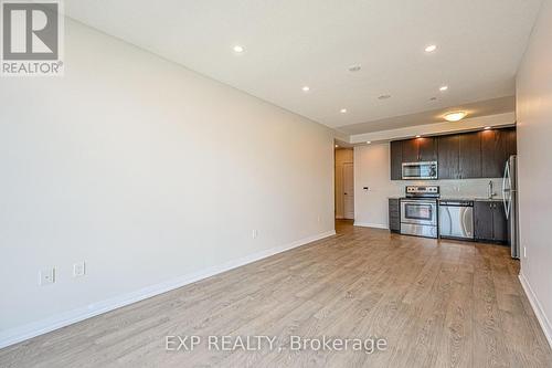 710 - 9560 Markham Road, Markham, ON - Indoor Photo Showing Kitchen